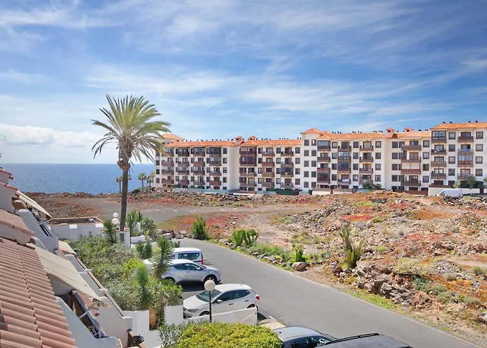 Amarilla Bay * Costa del Silencio