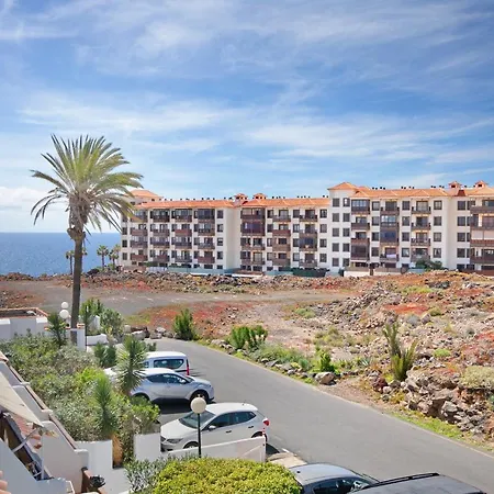 Amarilla Bay * Costa del Silencio